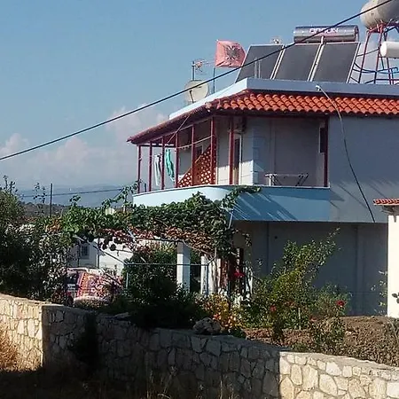 Vila Shahin Ahmeti Πανσιόν Εξαμίλιο