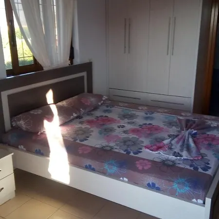 Vila Shahin Ahmeti Πανσιόν 3*